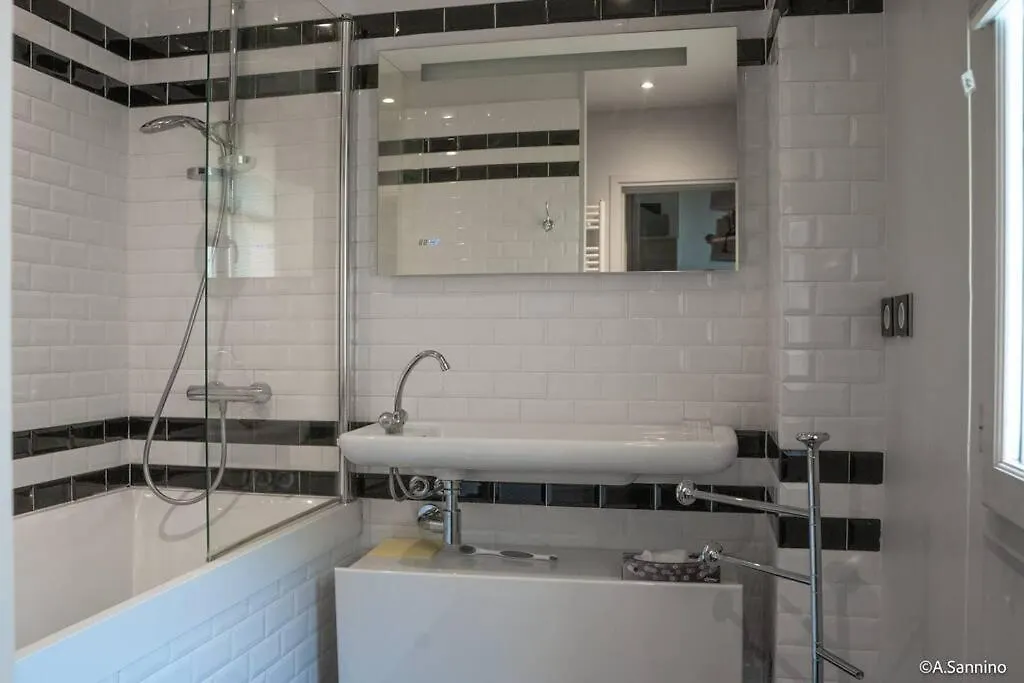 Moderne 2 Pieces En Plein Paris Au Bord De Seine Daire